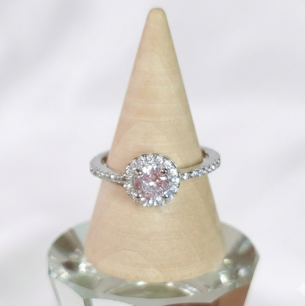 RYZE Size 7 Ring 925 Sterling Silver Cubic Zirconia Halo Engagement Crystal